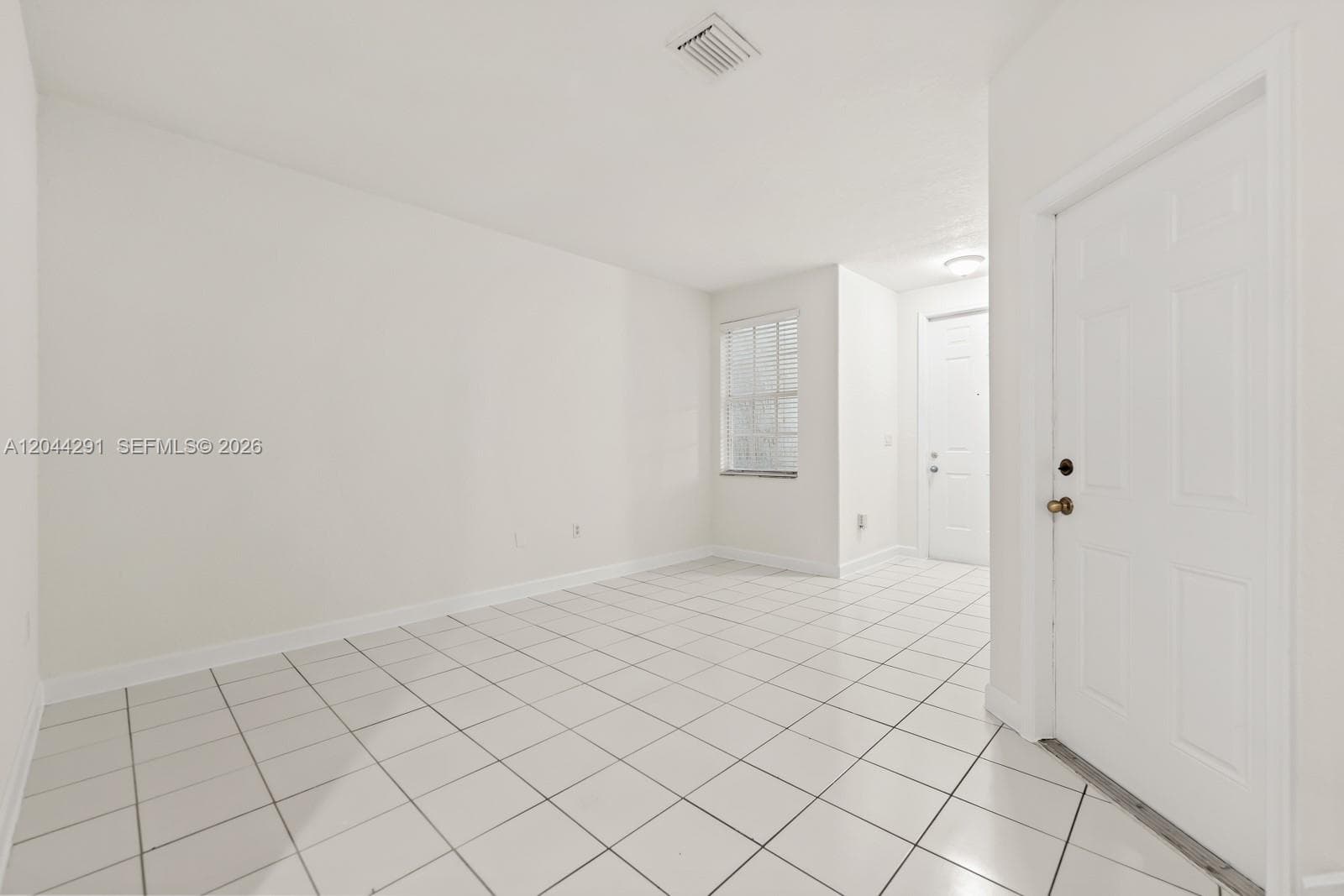 1466 SE 26th Ave, Homestead FL 33035 photo 4