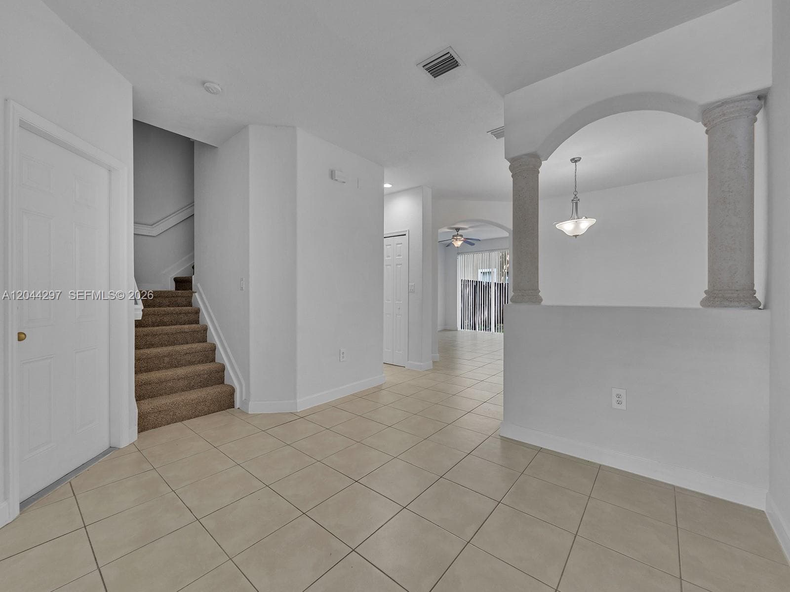 2482 SE 15th Ct, Homestead FL 33035 photo 4