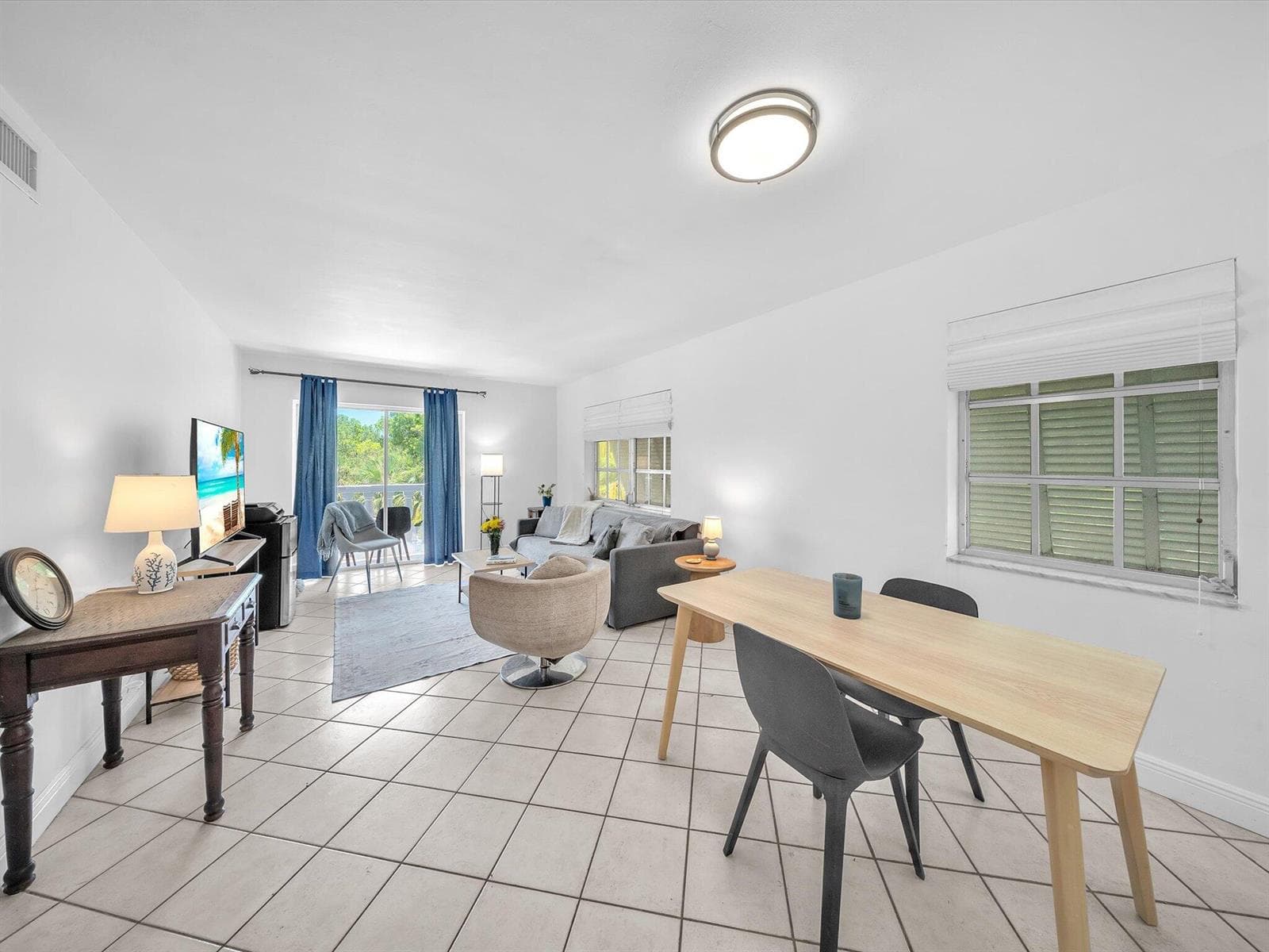 1150 Madruga Avenue # C302, Miami FL 33146 photo 4