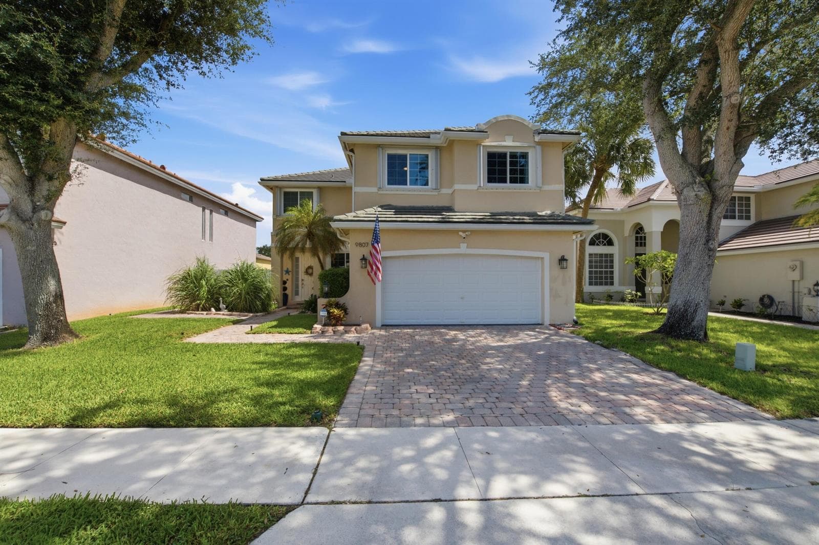 9807 NW 20th Street, Pembroke Pines FL 33024 photo 2