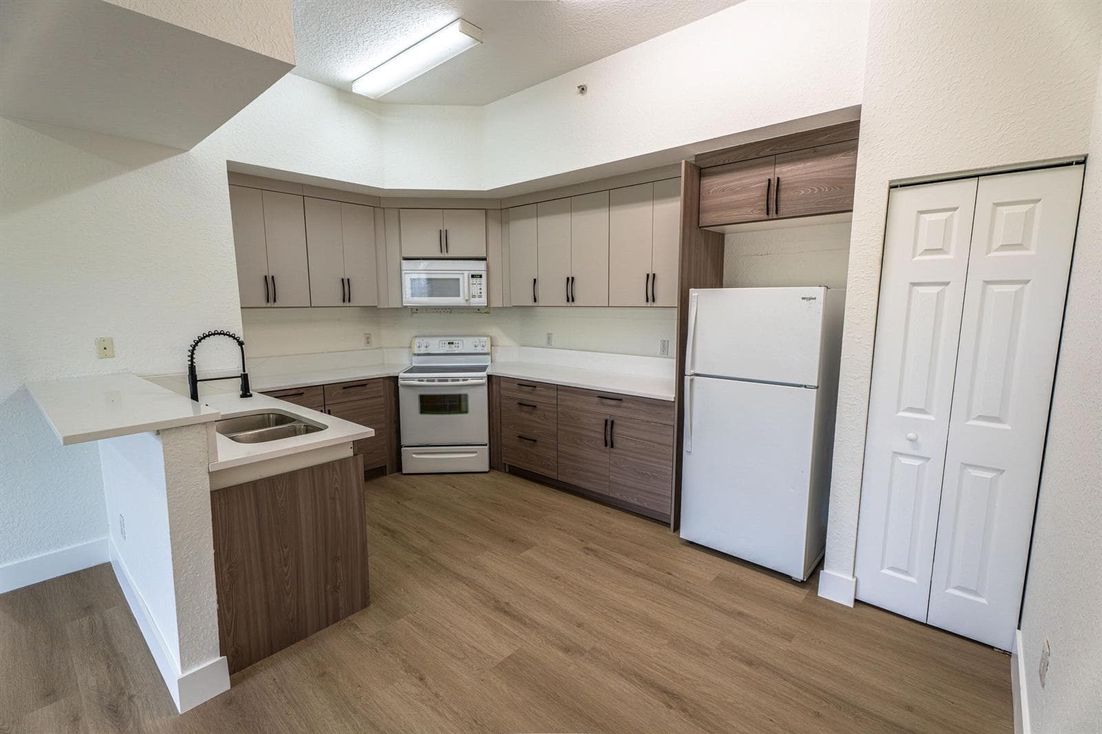 2801 Riverside Drive # s, Coral Springs FL 33065 photo 4