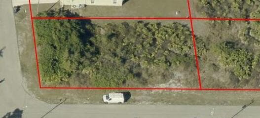 1607 Dora Avenue S, Lehigh Acres FL 33976 photo 3