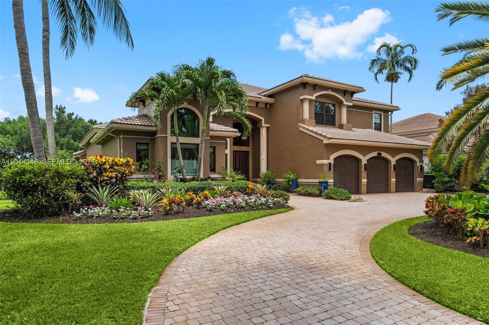 2982 E Lake Vista Cir, Davie FL 33328 photo 3