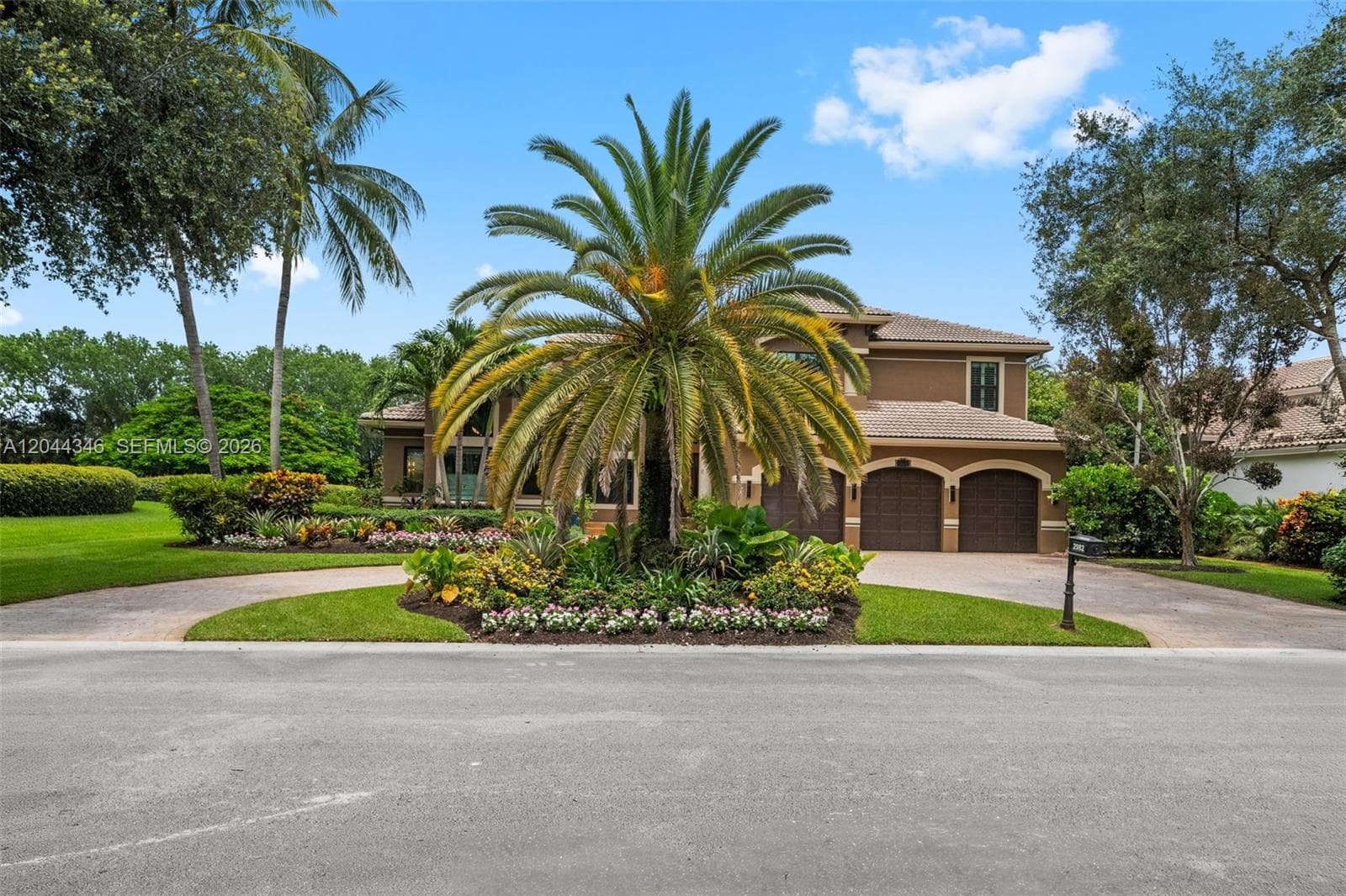 2982 E Lake Vista Cir, Davie FL 33328 photo 4
