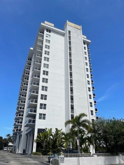 336 N Birch Road # 6d, Fort Lauderdale FL 33304