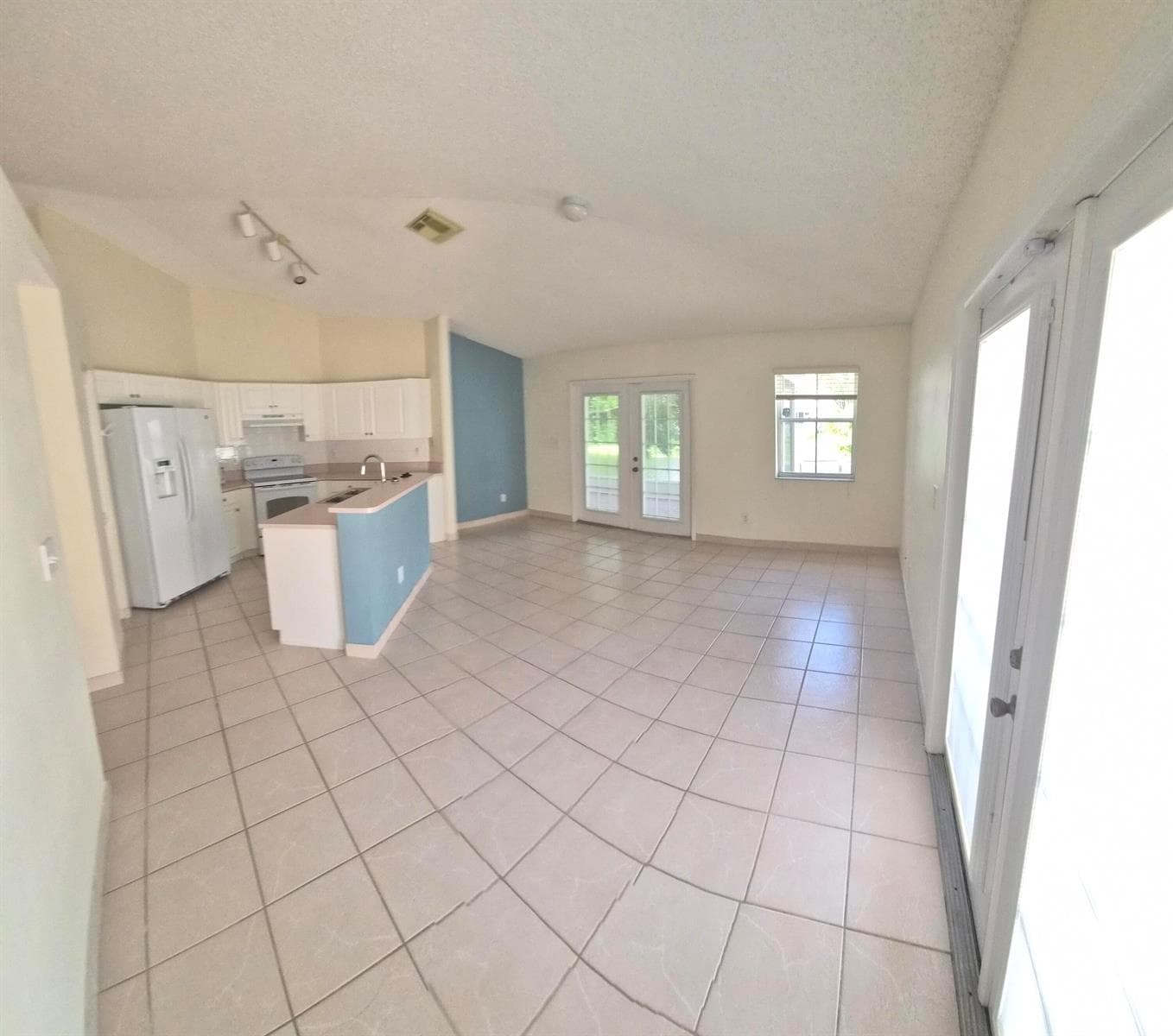 7306 NW 1st Manor NW, Plantation FL 33317 photo 3
