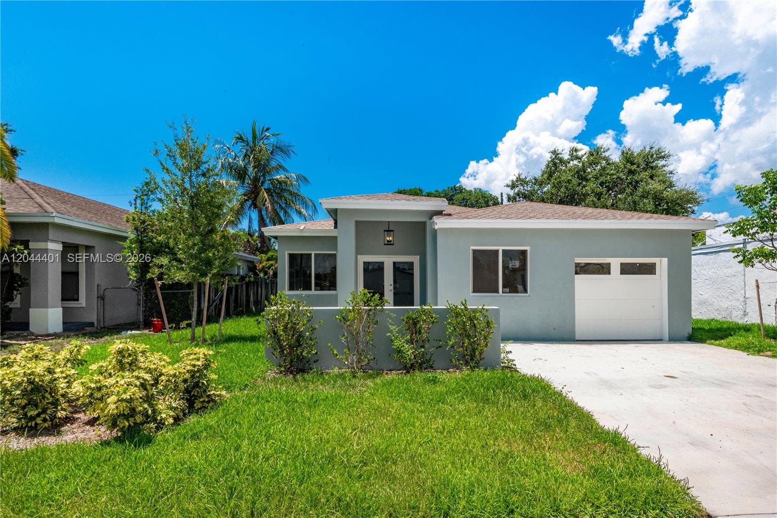 731 SW 6th St, Dania Beach FL 33004 photo 2