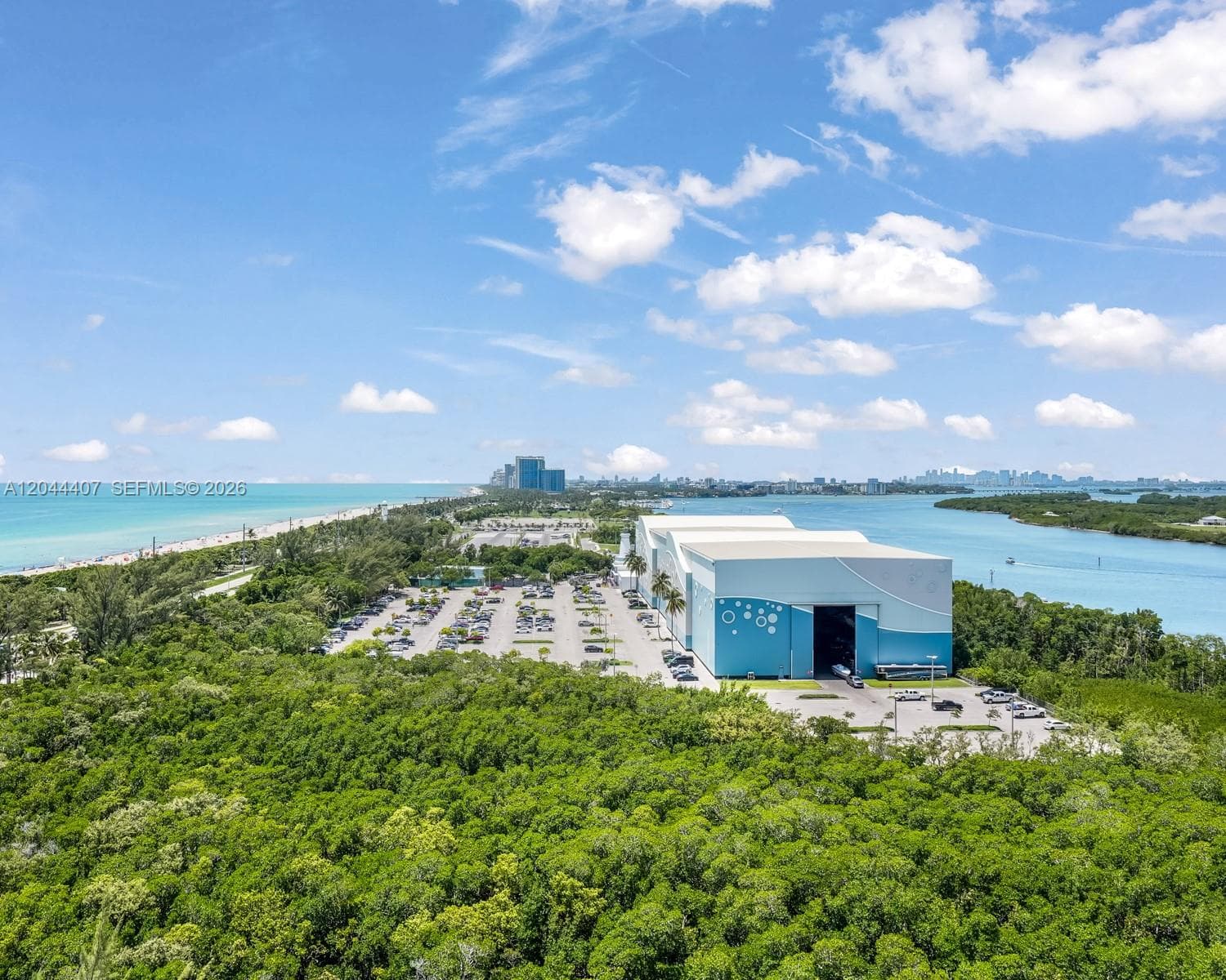 100 Bayview Dr # 1620, Sunny Isles Beach FL 33160