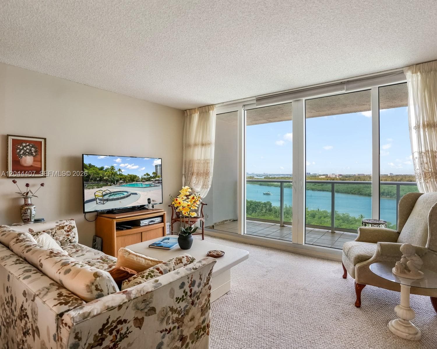 100 Bayview Dr # 1620, Sunny Isles Beach FL 33160 photo 5