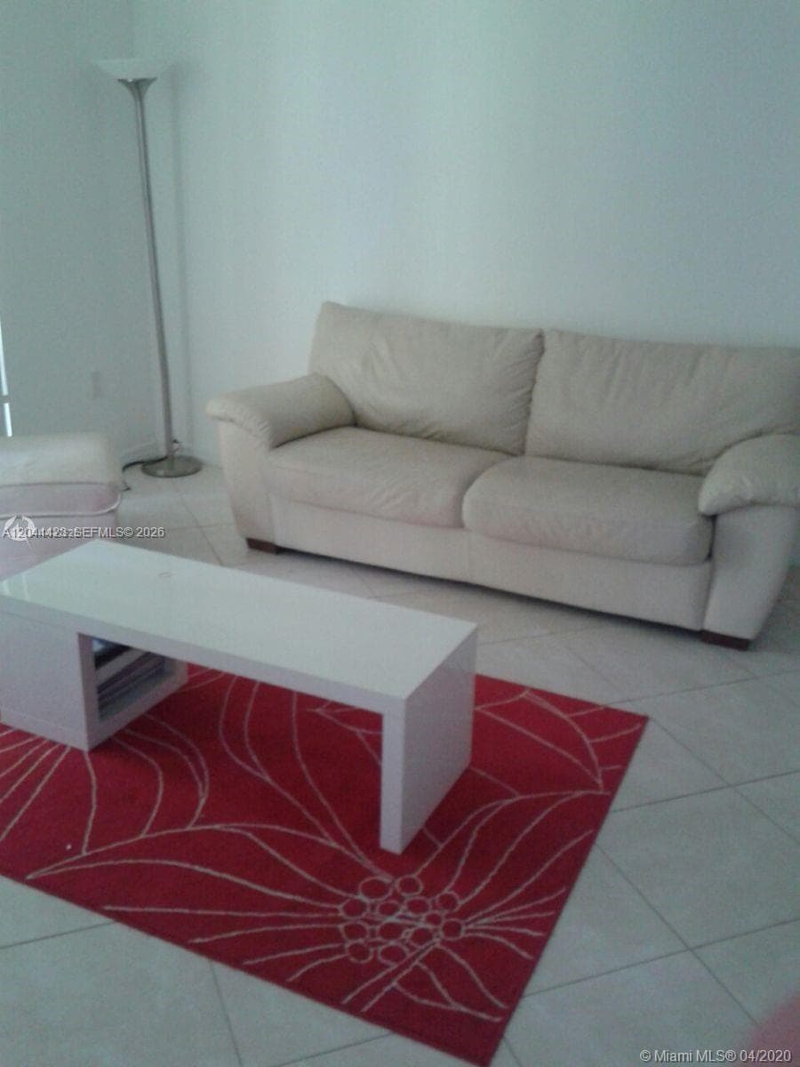 19501 E Country Club Dr # 104, Aventura FL 33180 photo 5