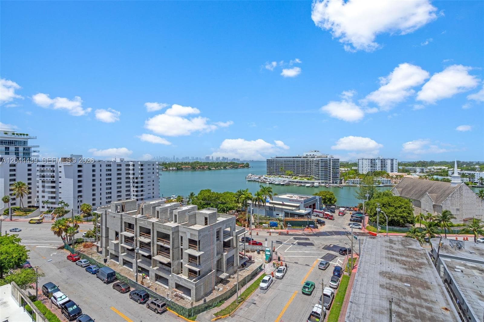 401 69th St # 1012, Miami Beach FL 33141 photo 4