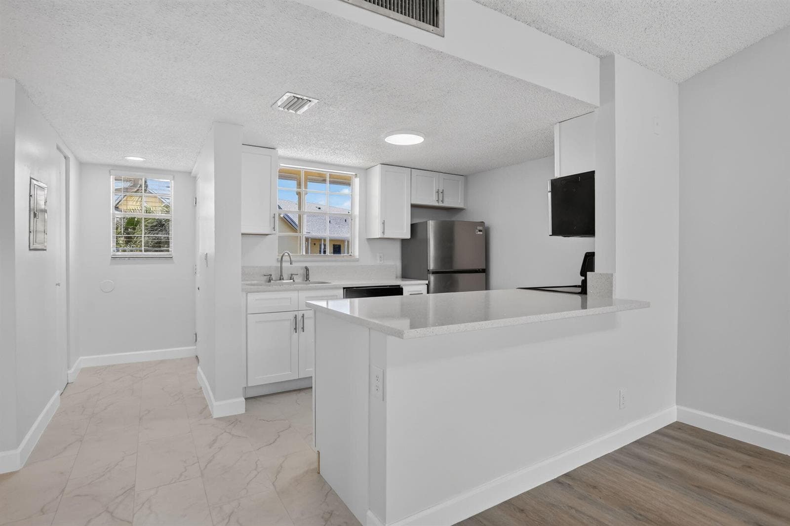 6323 La Costa Drive # M, Boca Raton FL 33433 photo 2