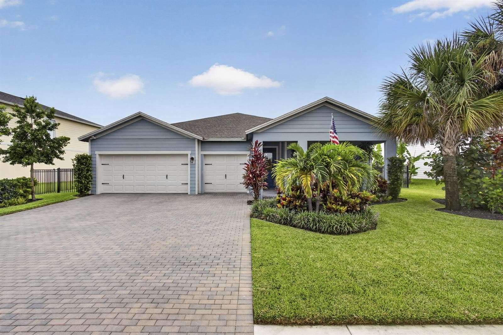 1201 Harvester Crossing, Loxahatchee, FL 33470