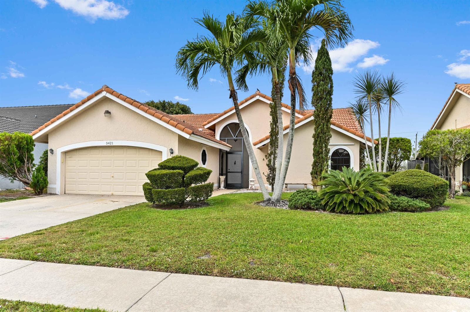 5421 Helene Circle, Boynton Beach FL 33472 photo 2