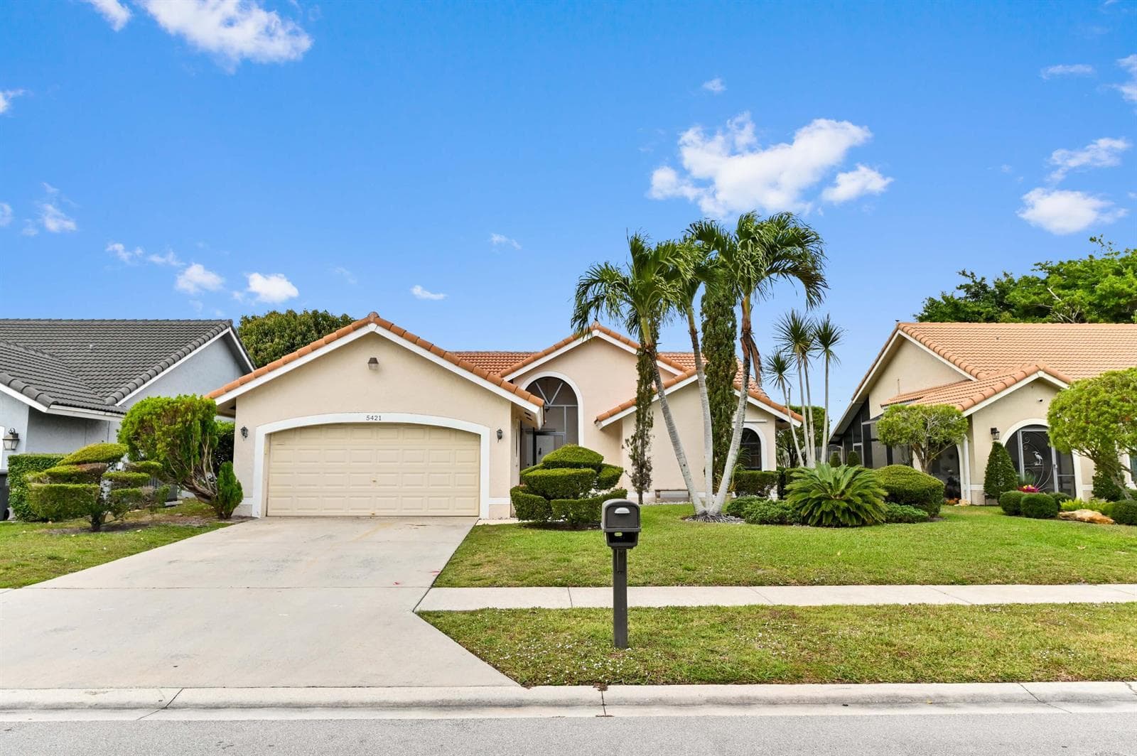 5421 Helene Circle, Boynton Beach FL 33472