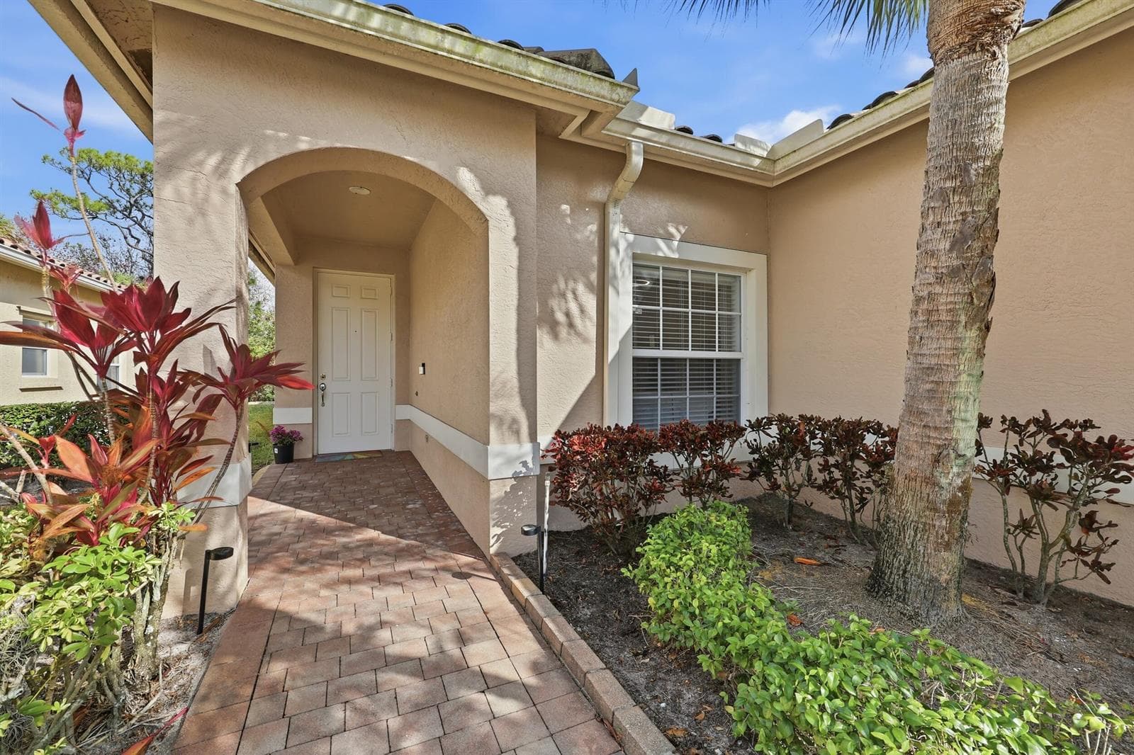 362 NW Granville Street, Port St. Lucie FL 34986 photo 2