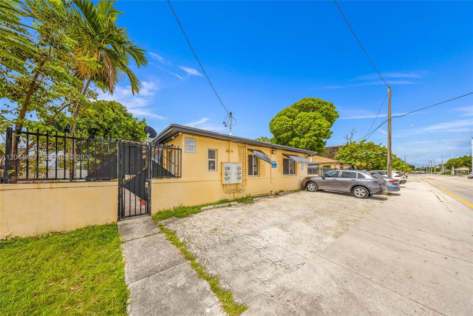 1731 SW 8th St, Miami FL 33135 photo 3