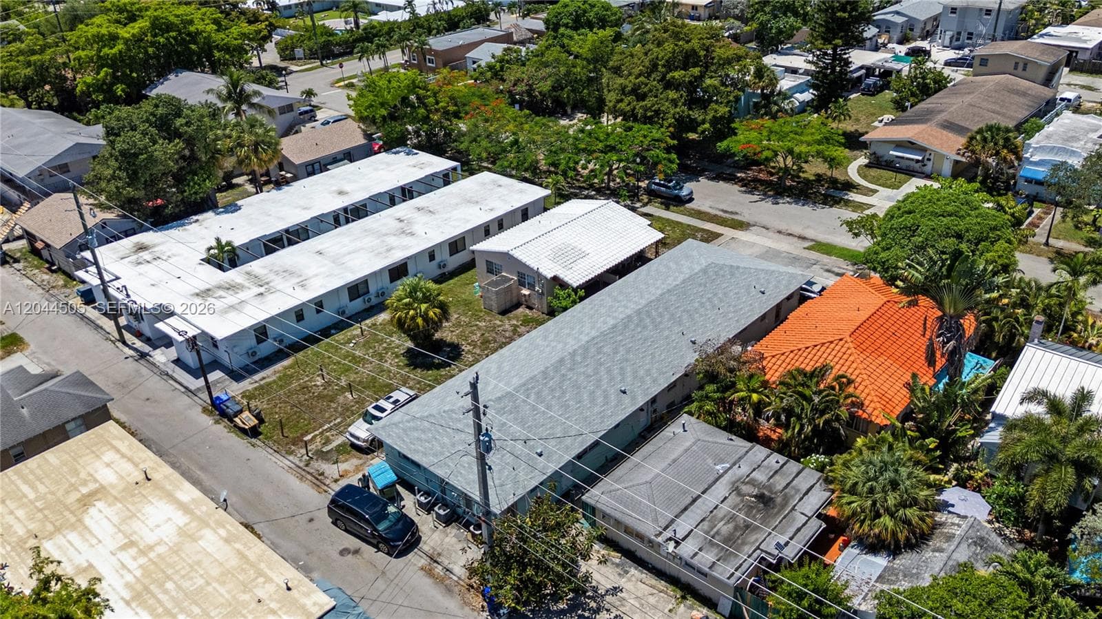 1938 Pierce St, Hollywood FL 33020 photo 2