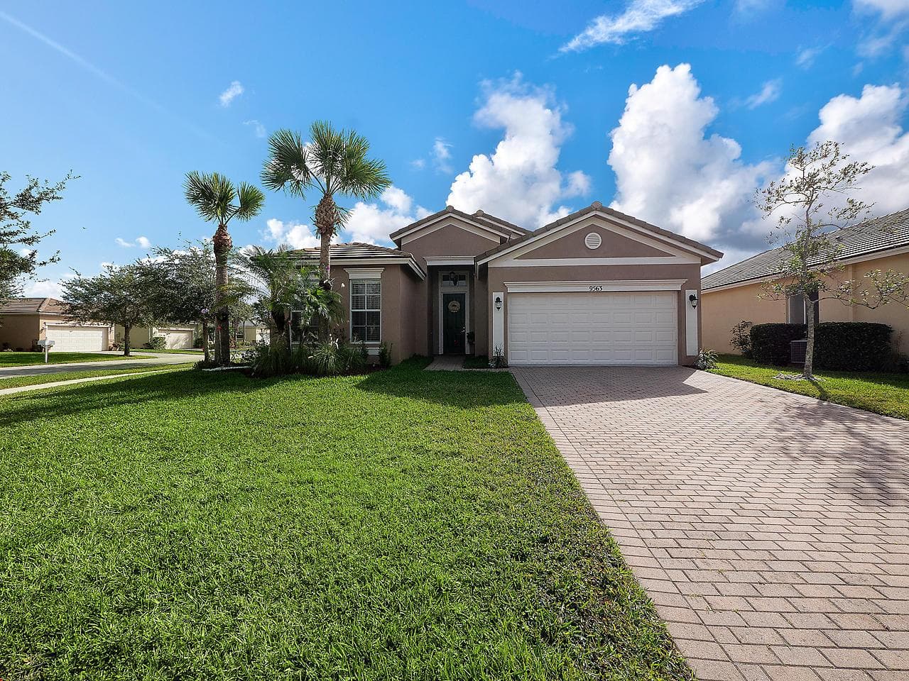 9563 SW Flowermound Circle, Port St. Lucie FL 34987 photo 5