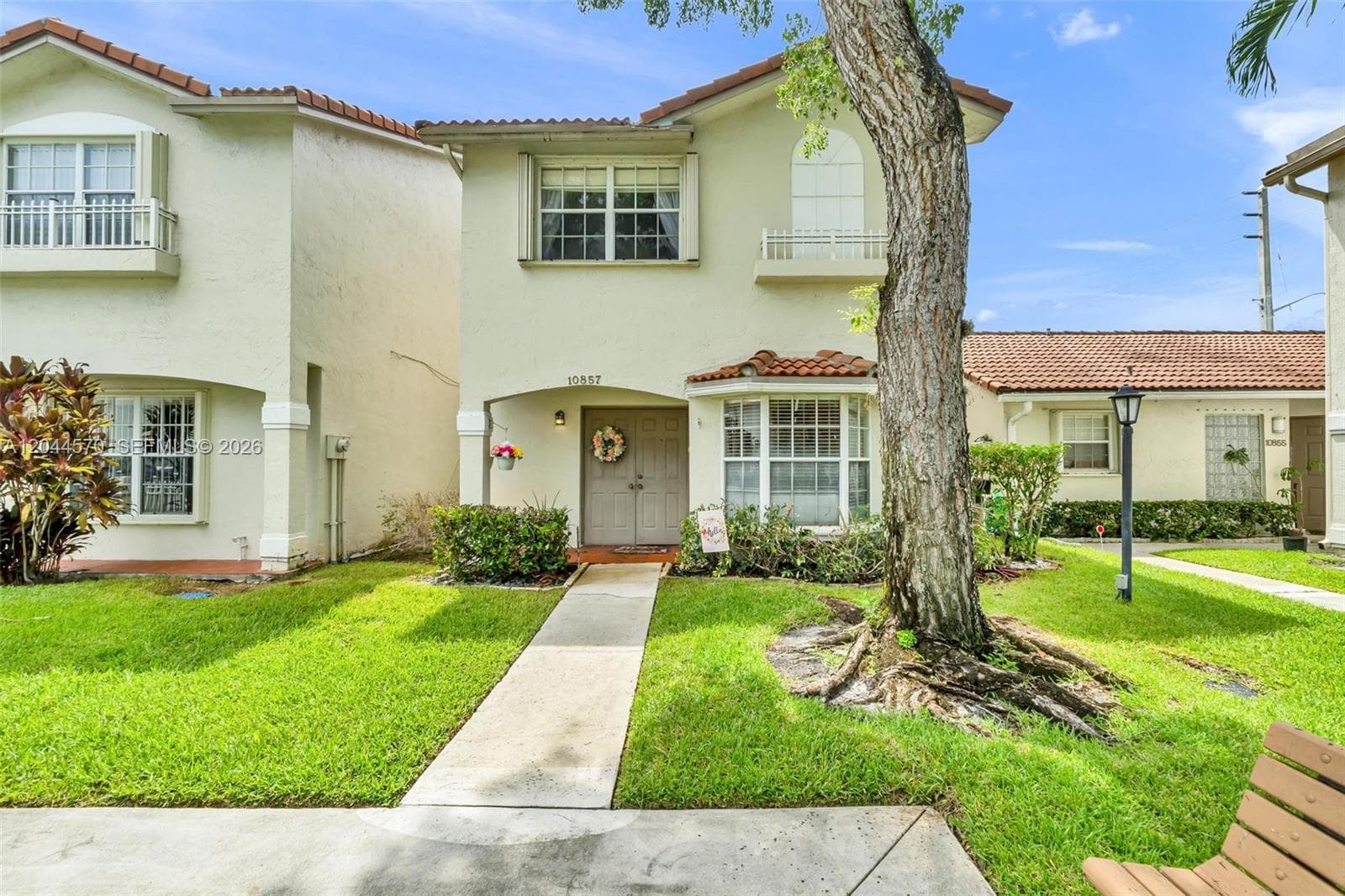 10857 NW 8th St, Pembroke Pines FL 33026