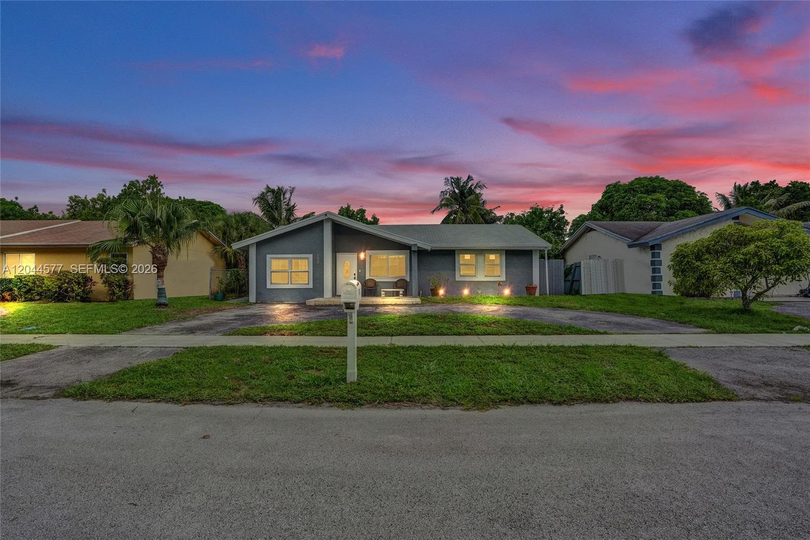 7812 SW 7th Pl, North Lauderdale FL 33068 photo 3