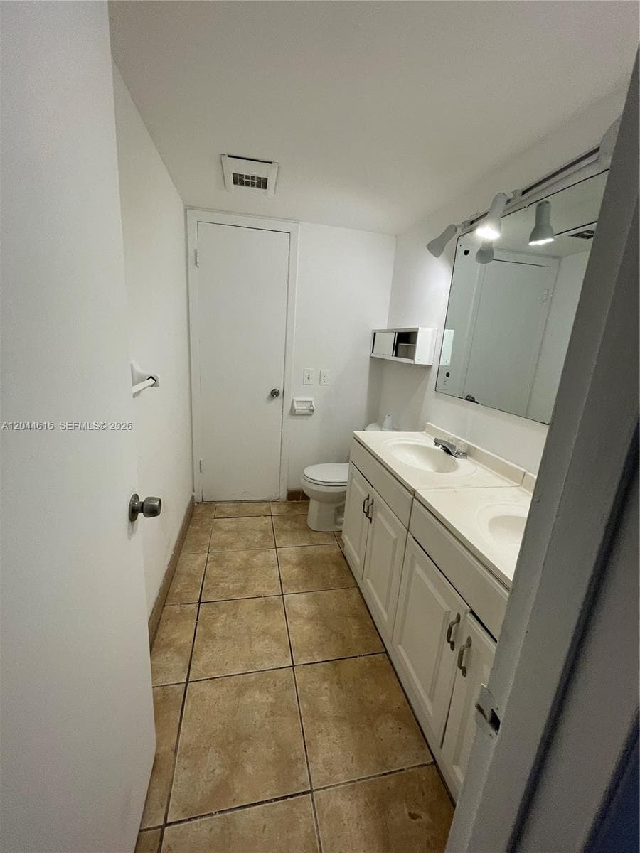 7841 Dunham Blvd # 6, Miami FL 33138 photo 5