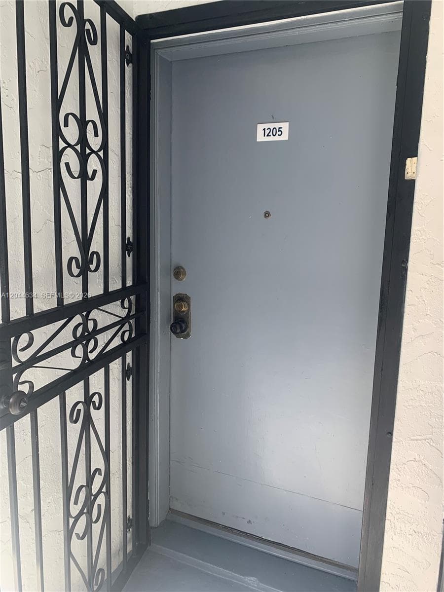 2460 SW 18th Ave # 1205, Miami, FL 33145 photo 3