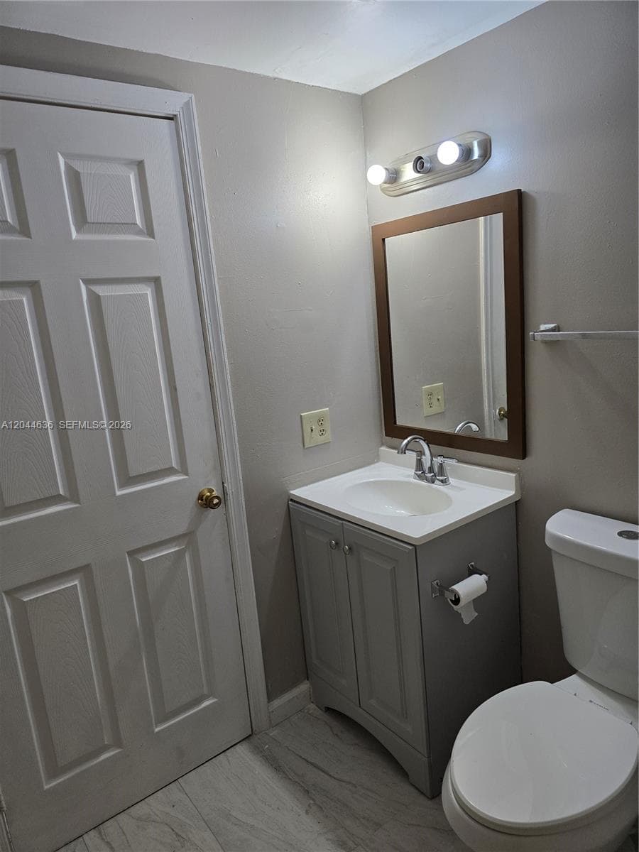 111 San Remo Blvd, North Lauderdale FL 33068 photo 2