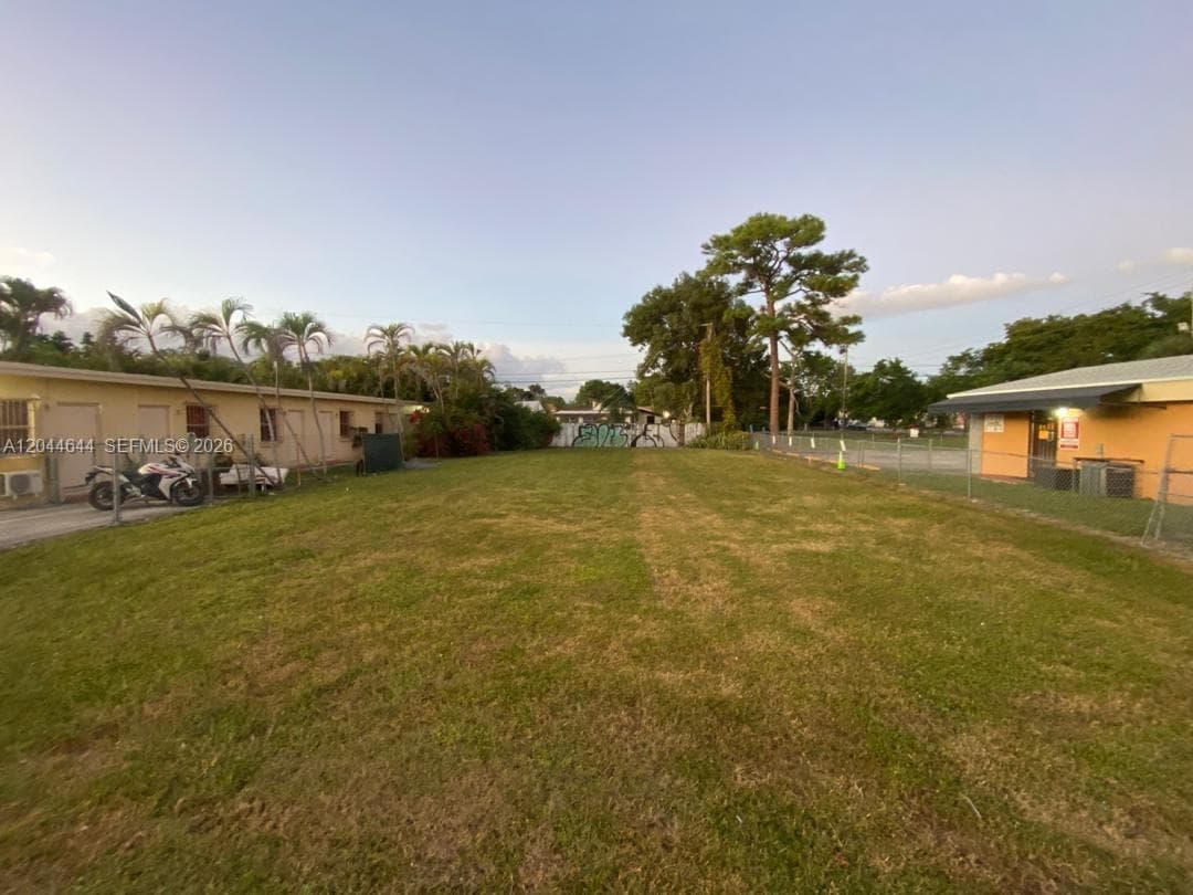3021 W Flagler St, Miami FL 33135 photo 2