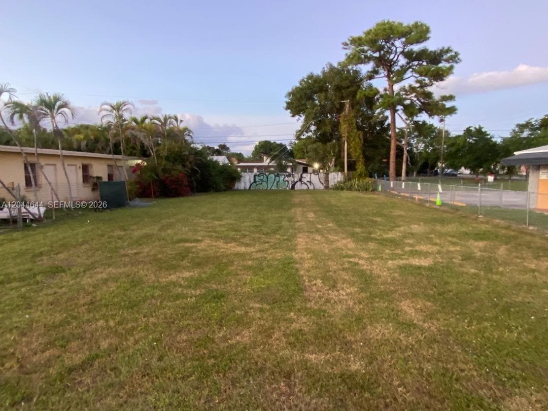 3021 W Flagler St, Miami FL 33135 photo 3