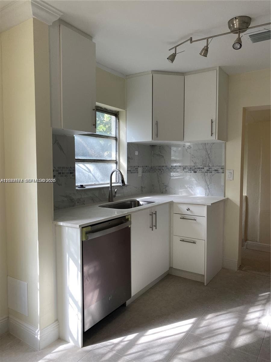 170 NW 49th St, Miami FL 33127 photo 3