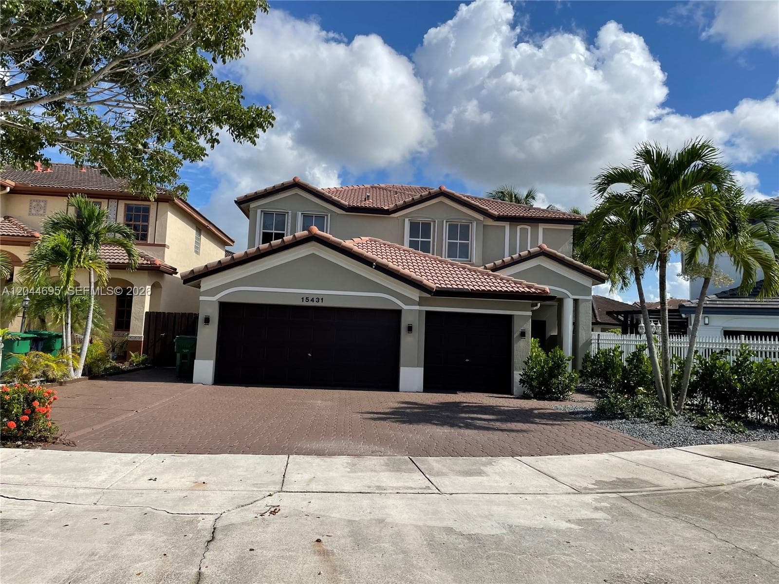 15431 SW 39th Ter, Miami, FL 33185