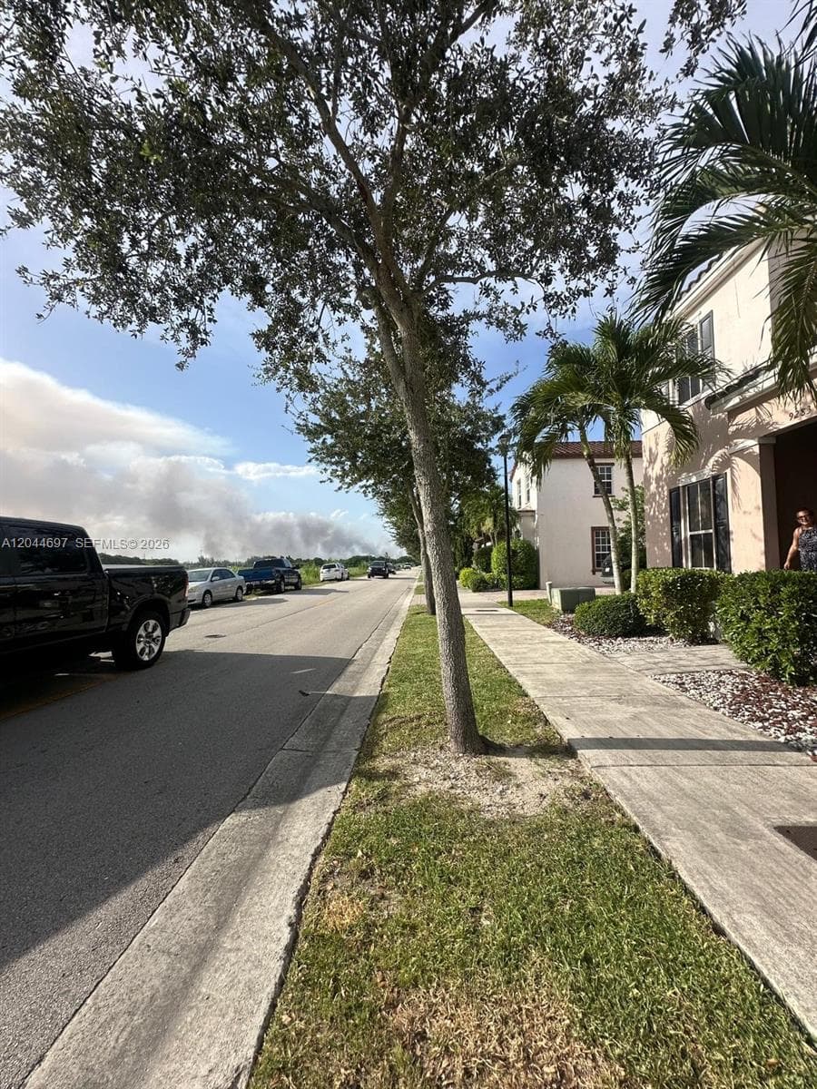 9283 SW 172nd Ave, Miami, FL 33196 photo 2