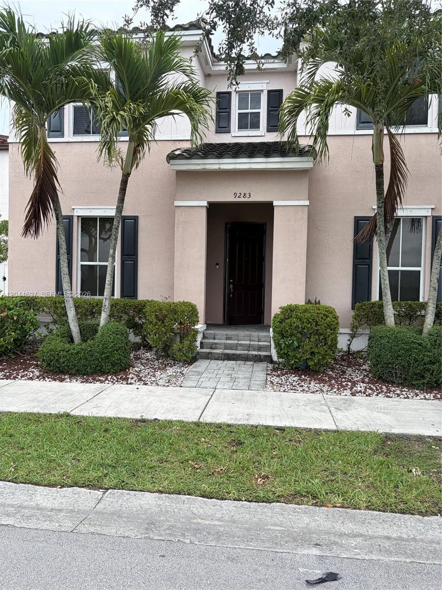 9283 SW 172nd Ave, Miami FL 33196