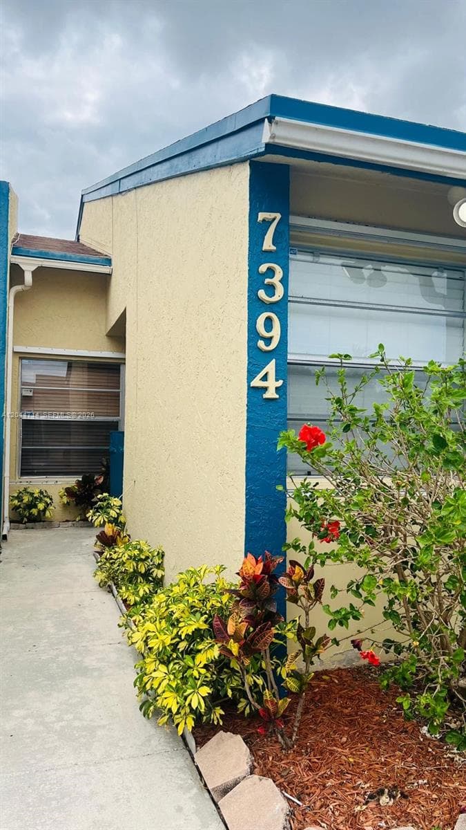 7394 NW 34th St, Lauderhill FL 33319 photo 2