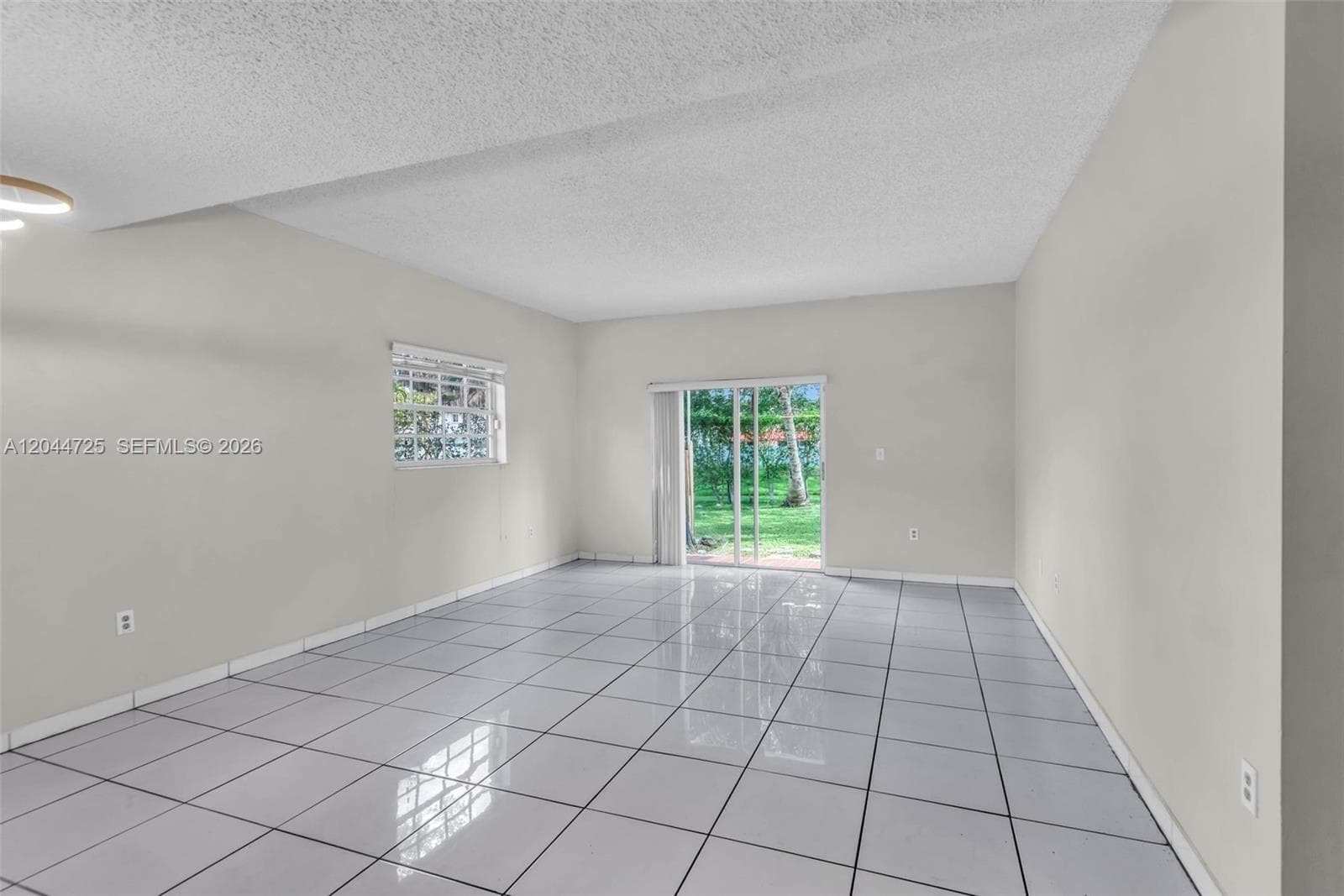 10018 Hammocks Blvd # 101-5, Miami FL 33196 photo 3
