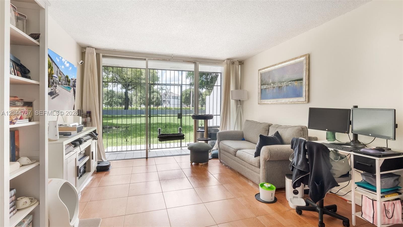 110 Fontainebleau Blvd # 101, Miami FL 33172 photo 2