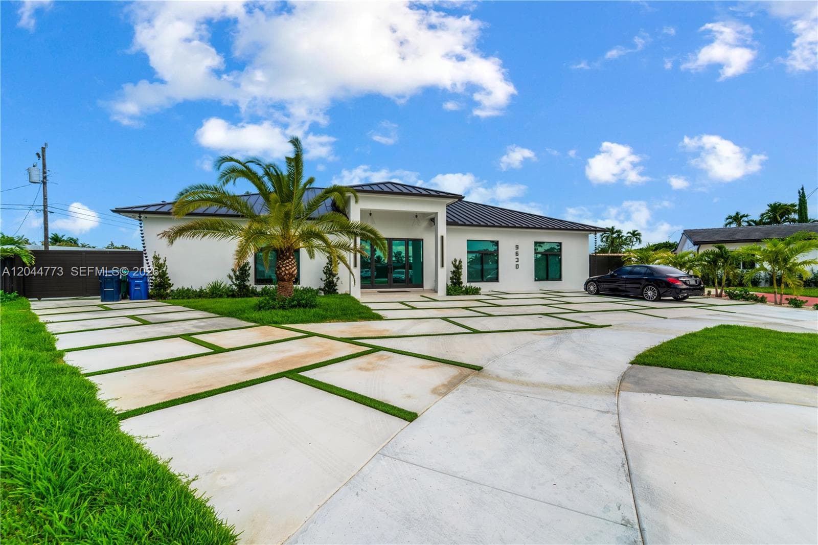 9630 SW 10th Ter, Miami FL 33174 photo 2