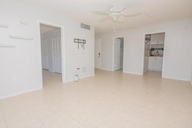 301 Croton Avenue # 303, Lantana FL 33462 photo 3