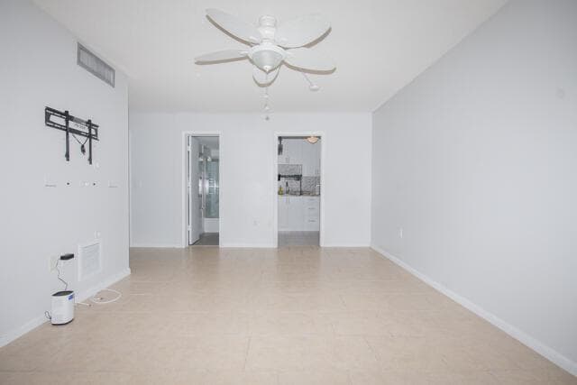 301 Croton Avenue # 303, Lantana FL 33462 photo 4
