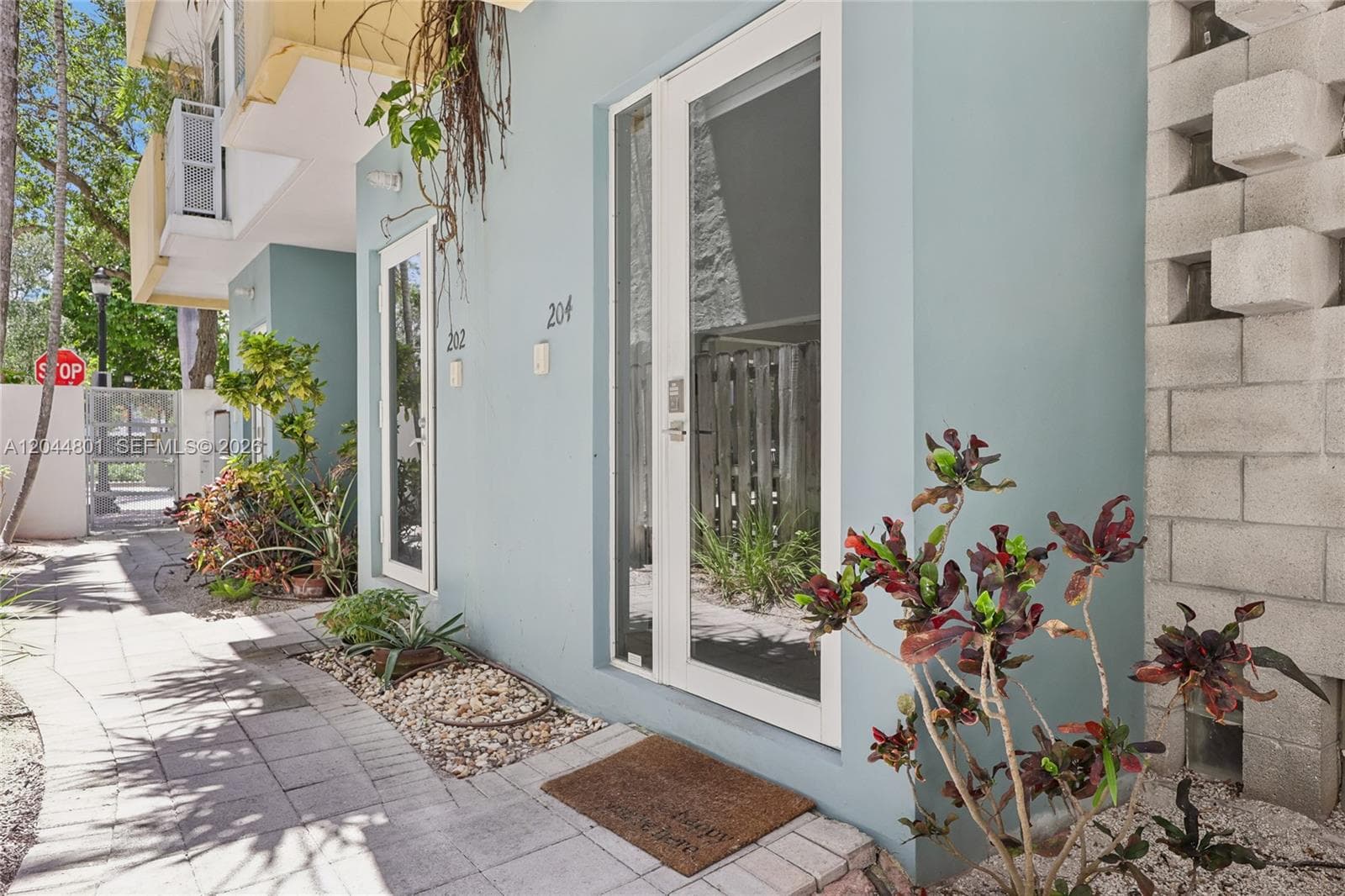 204 Washington Ave # 13, Miami Beach FL 33139
