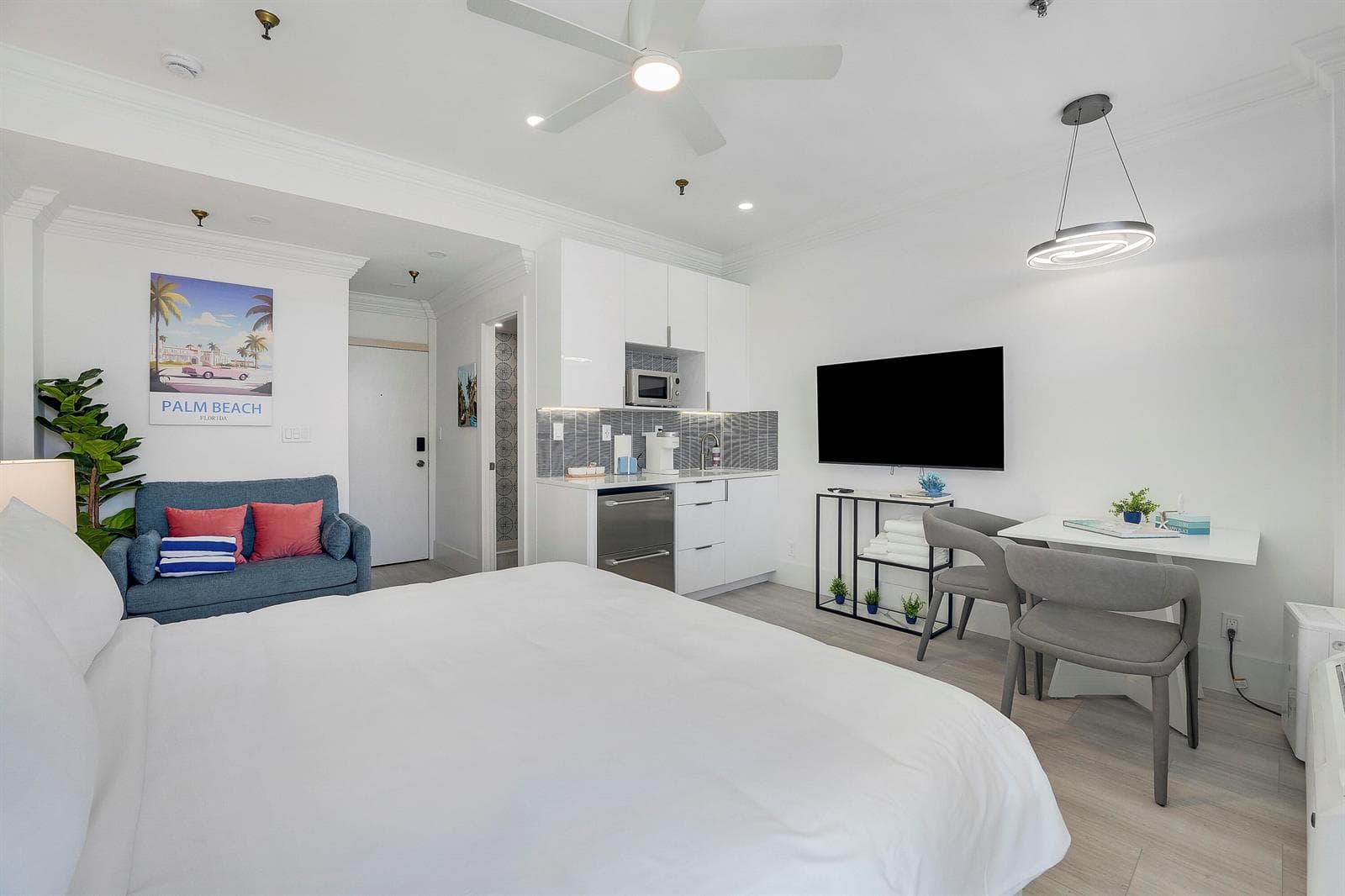 235 Sunrise Avenue # 2011, Palm Beach FL 33480 photo 4