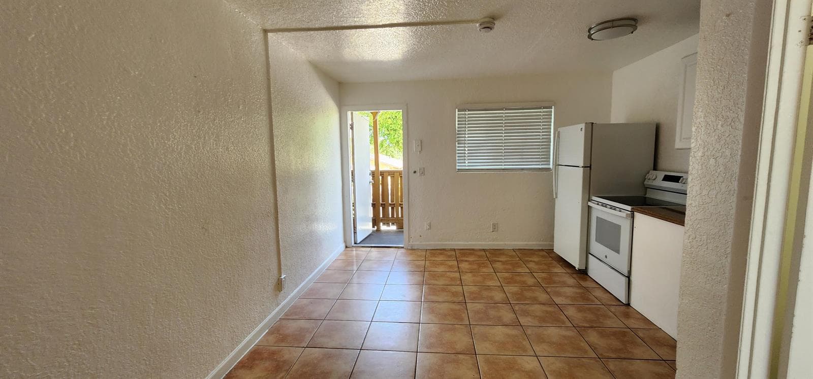 620 NW 7th Avenue # 28, Pompano Beach, FL 33060 photo 5