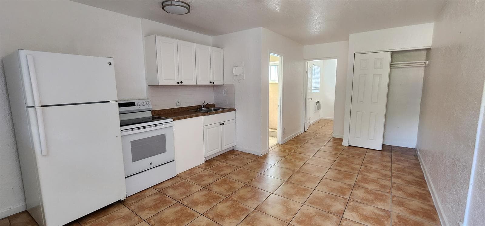 620 NW 7th Avenue # 28, Pompano Beach, FL 33060 photo 4