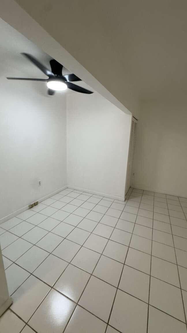 51 Edgewater Drive # 4, Coral Gables FL 33133 photo 5
