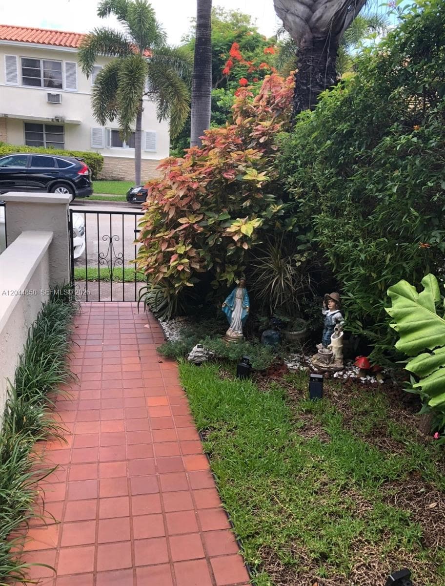 248 Majorca Ave # 248, Coral Gables FL 33134 photo 2
