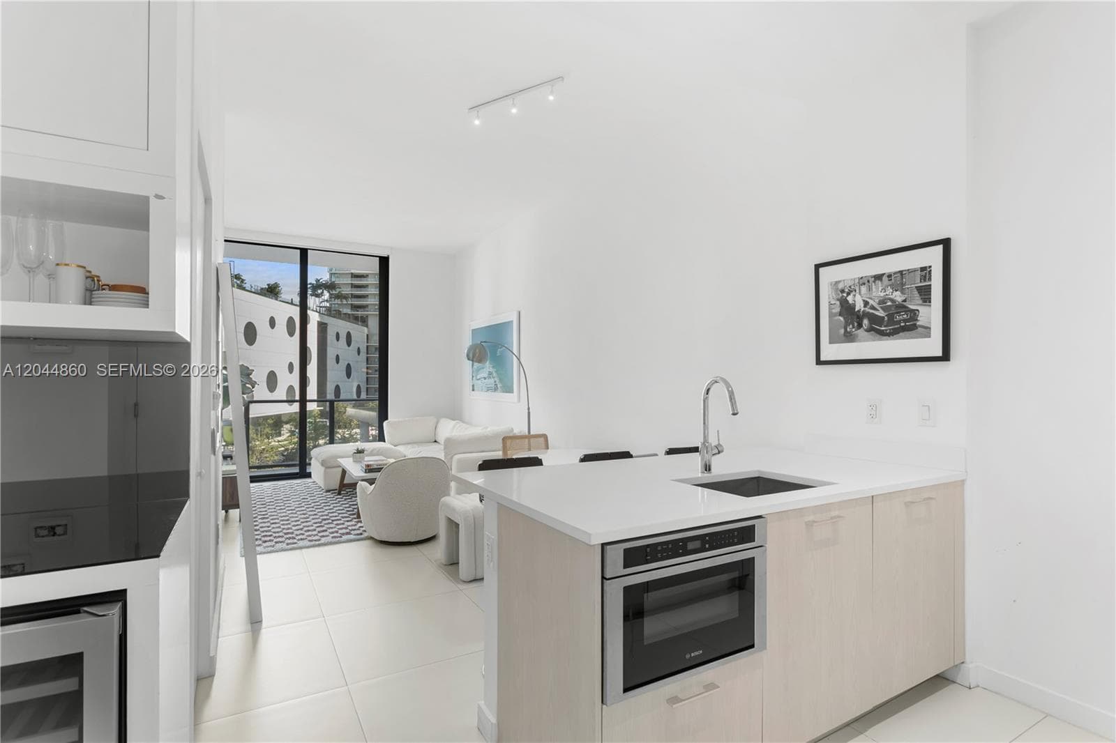 501 NE 31st St # 204, Miami FL 33137 photo 2