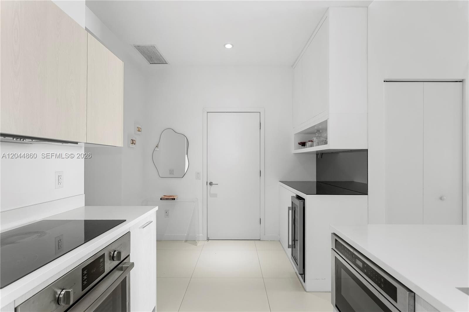 501 NE 31st St # 204, Miami FL 33137 photo 3