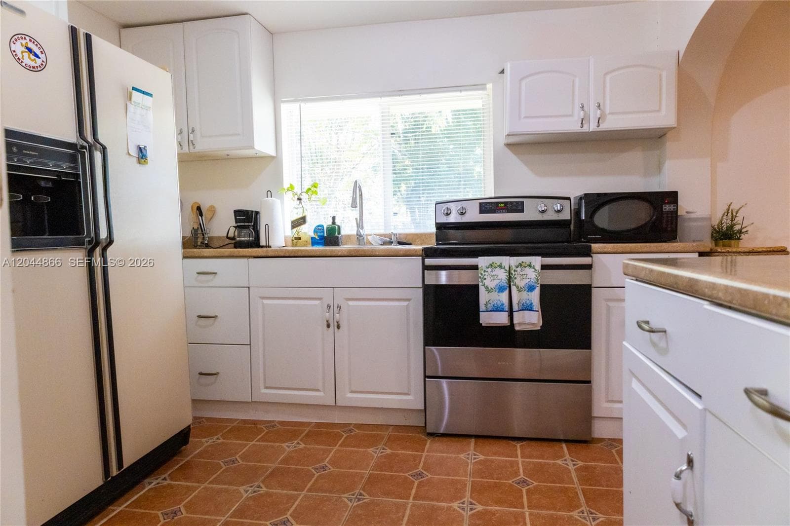271 NE 154th St # 1, Miami, FL 33162 photo 4