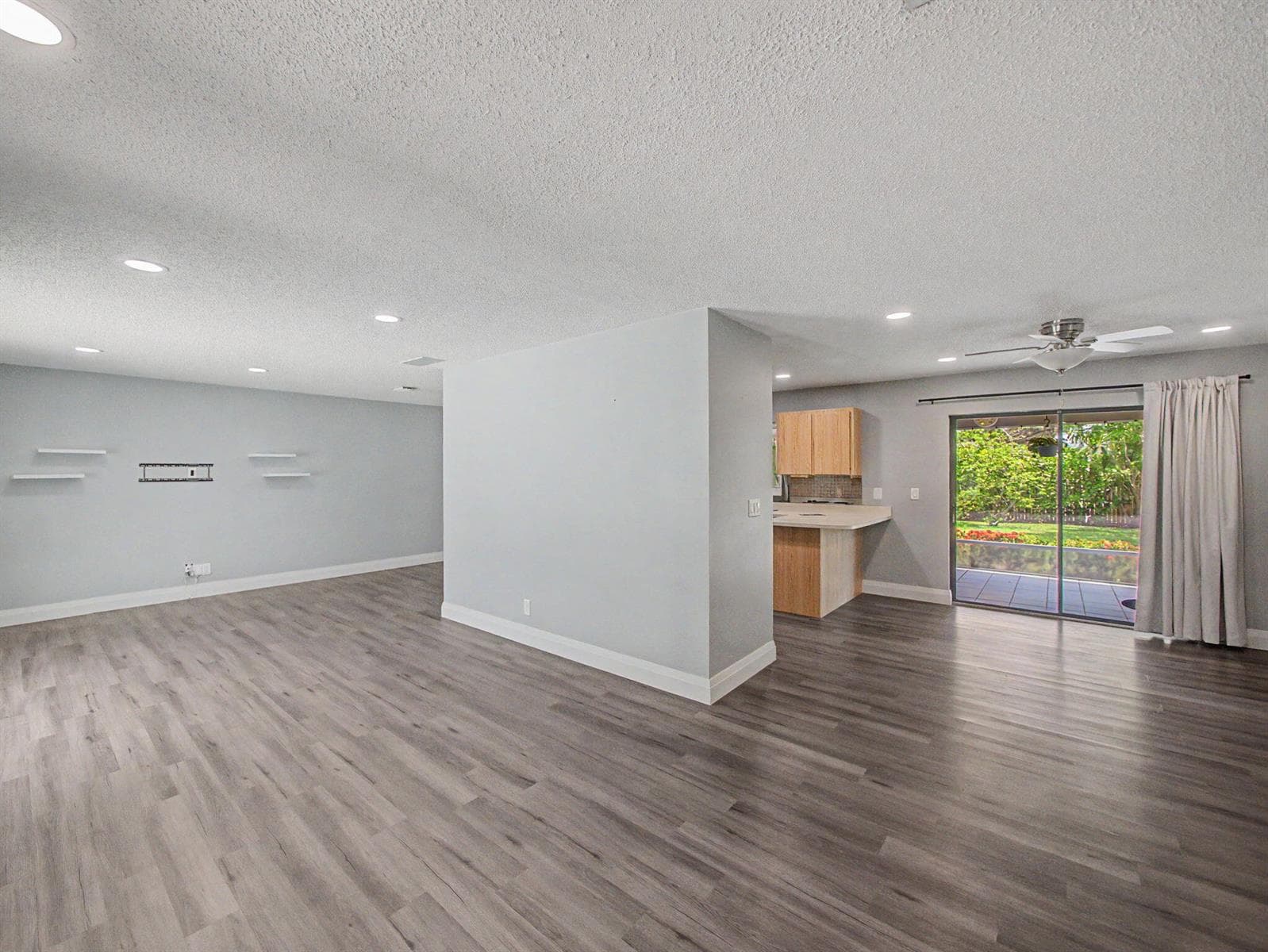126 Chapel Lane, Tequesta FL 33469 photo 5